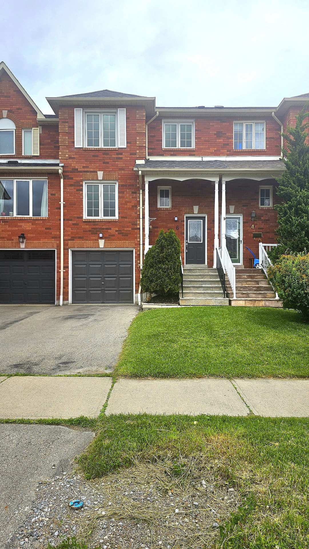 Photo 2 of 6 Smales Drive, Ajax, Central — HOMEH