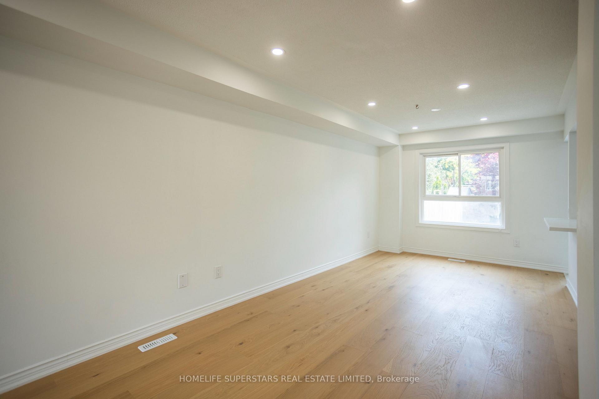 Photo 7 of 6 Smales Drive, Ajax, Central — HOMEH