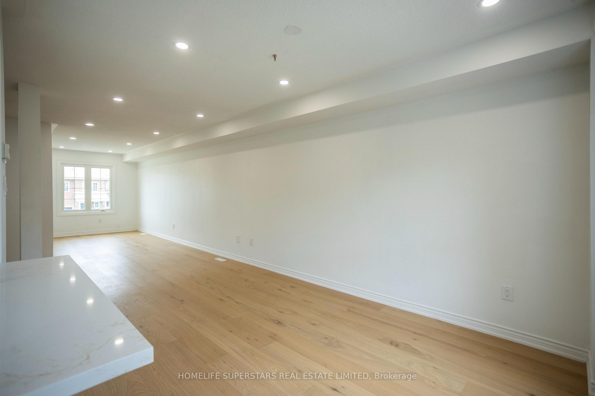 Photo 8 of 6 Smales Drive, Ajax, Central — HOMEH