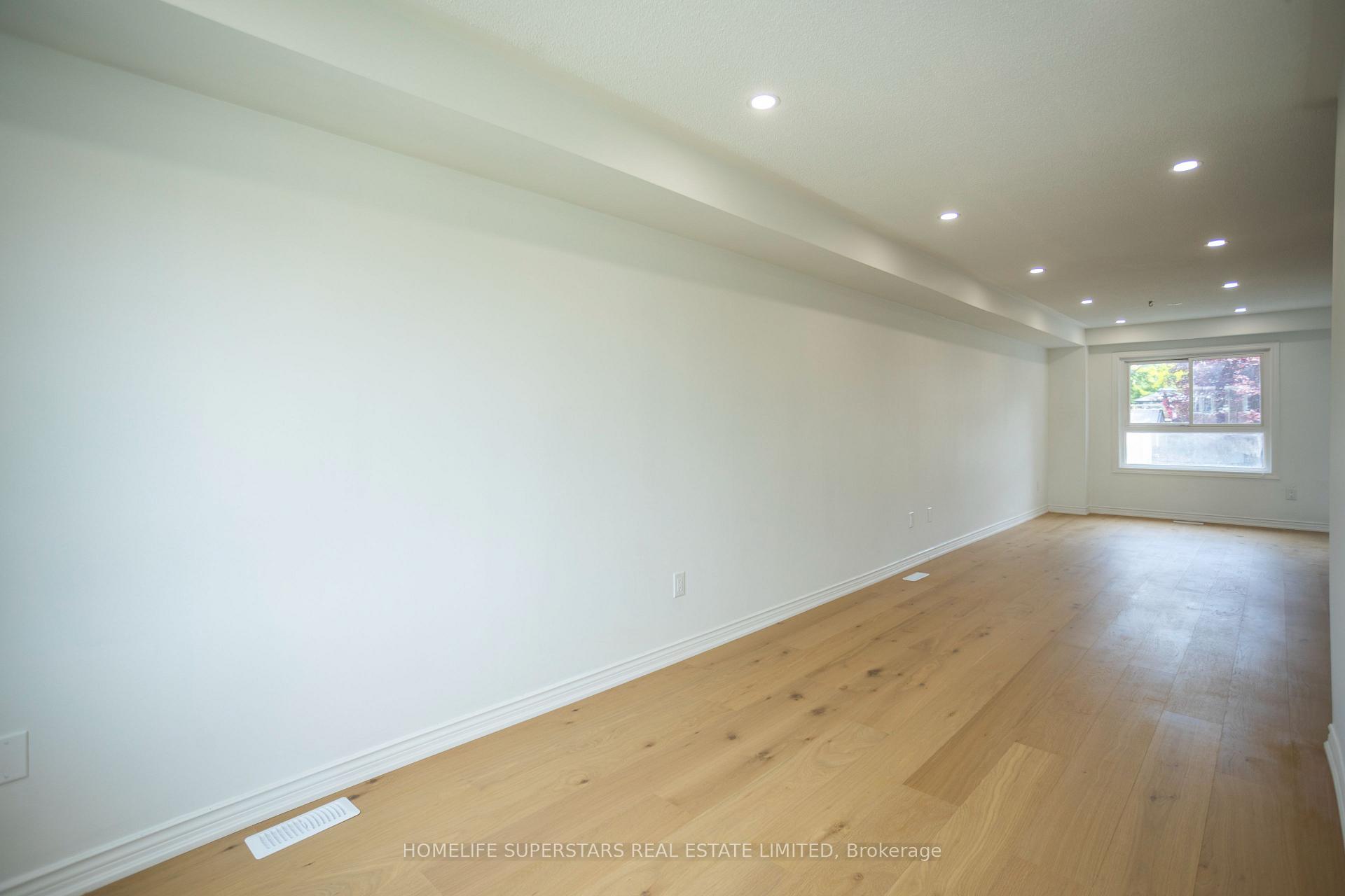 Photo 10 of 6 Smales Drive, Ajax, Central — HOMEH