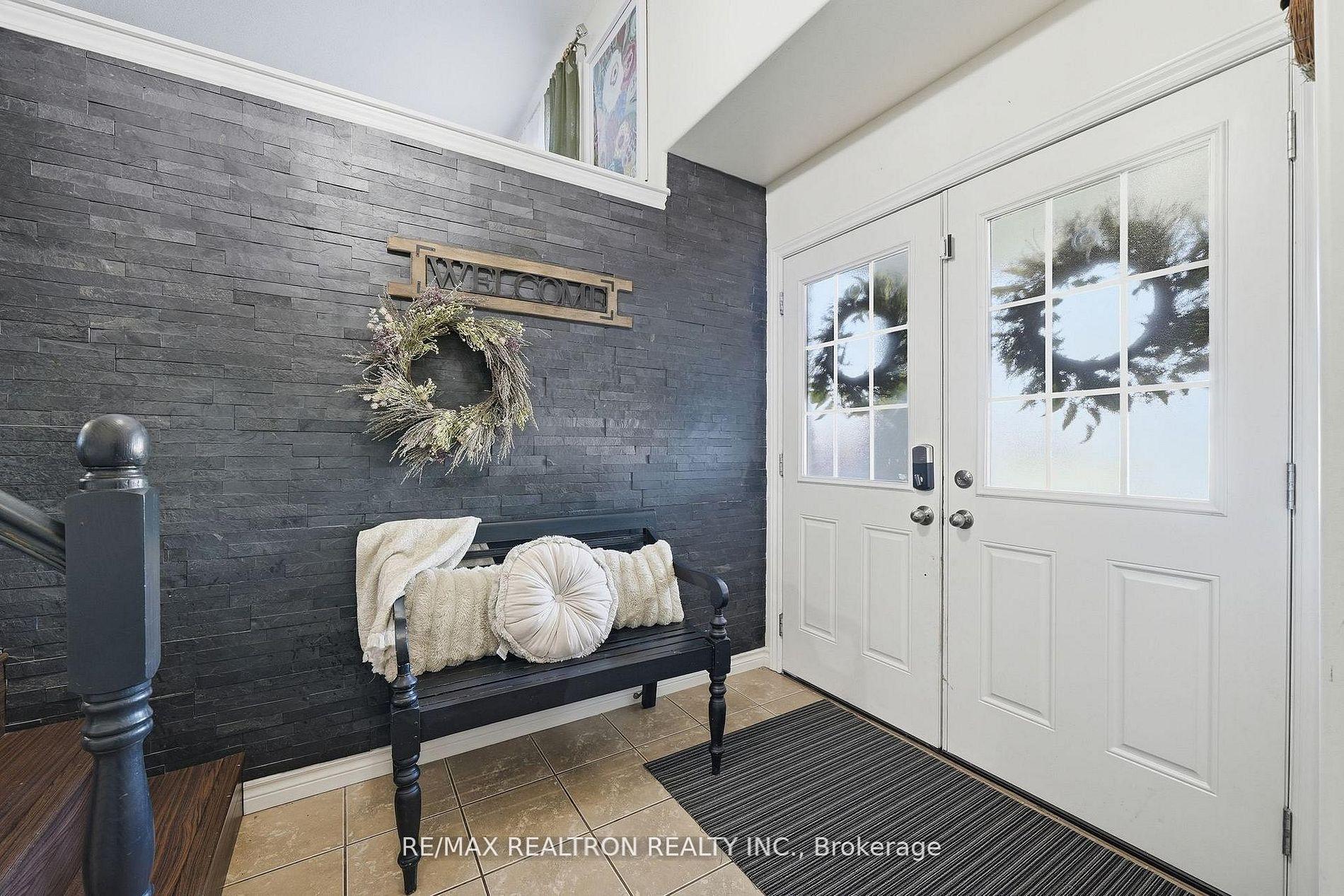 Photo 3 of 50 Ridgeview Lane, Quinte West, Sidney Ward — HOMEH