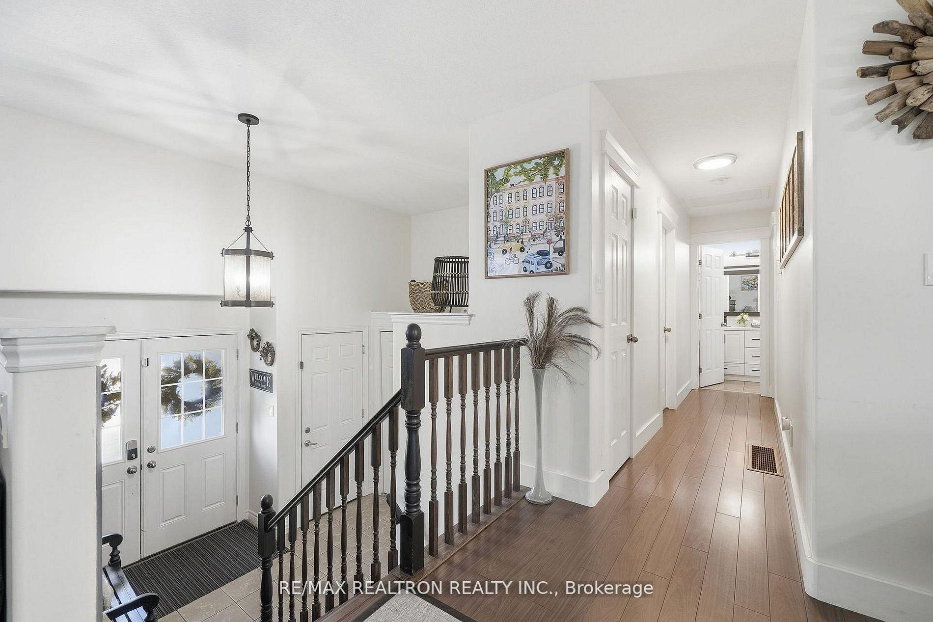 Photo 4 of 50 Ridgeview Lane, Quinte West, Sidney Ward — HOMEH