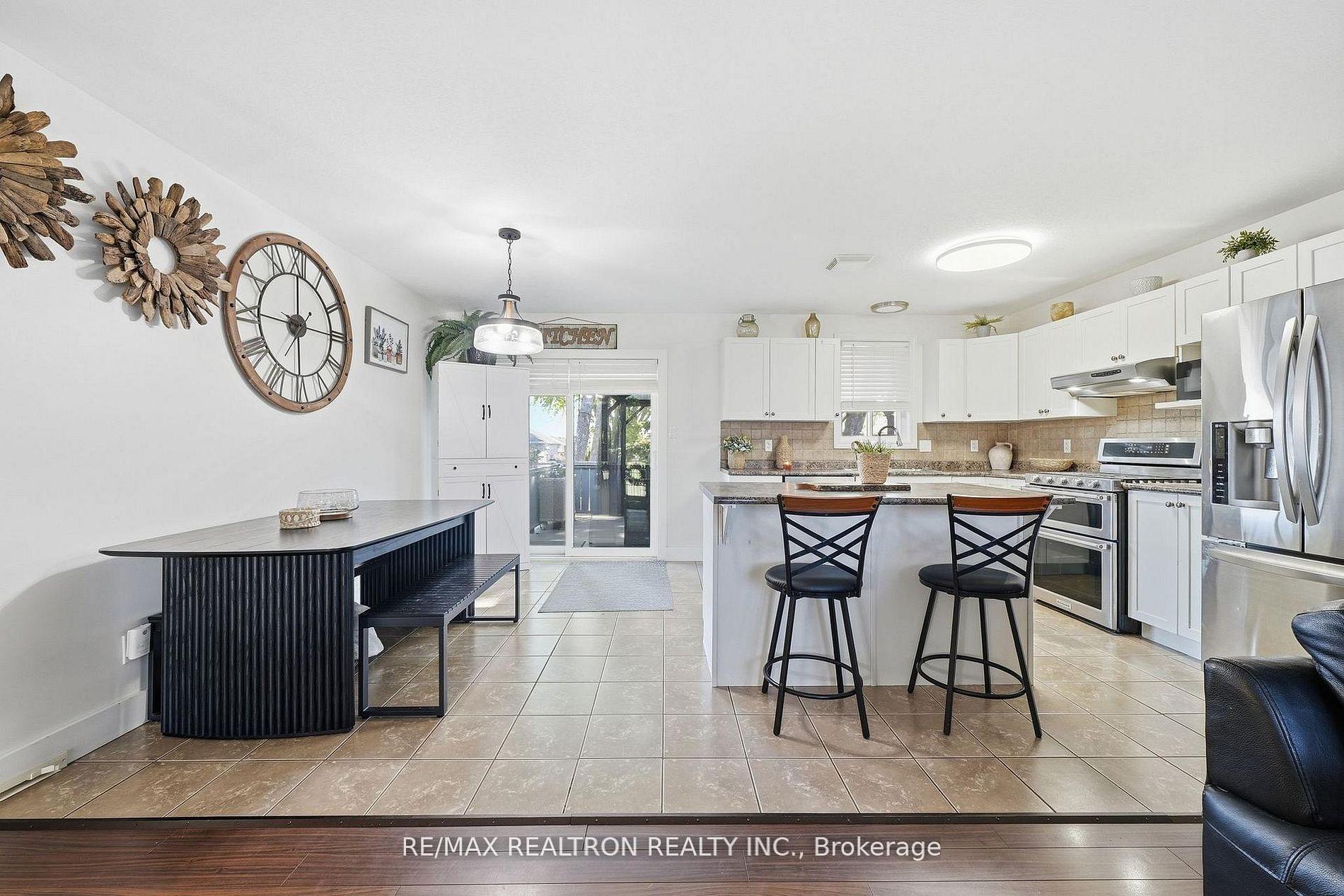 Photo 6 of 50 Ridgeview Lane, Quinte West, Sidney Ward — HOMEH