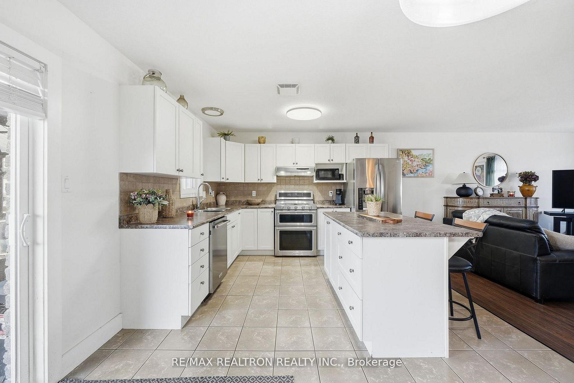 Photo 8 of 50 Ridgeview Lane, Quinte West, Sidney Ward — HOMEH