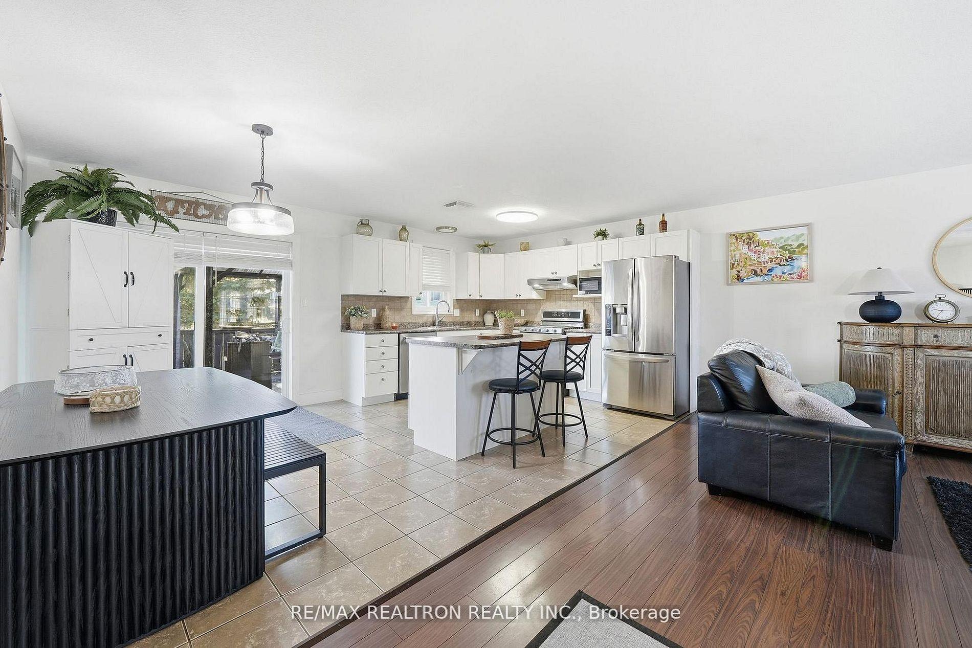 Photo 9 of 50 Ridgeview Lane, Quinte West, Sidney Ward — HOMEH