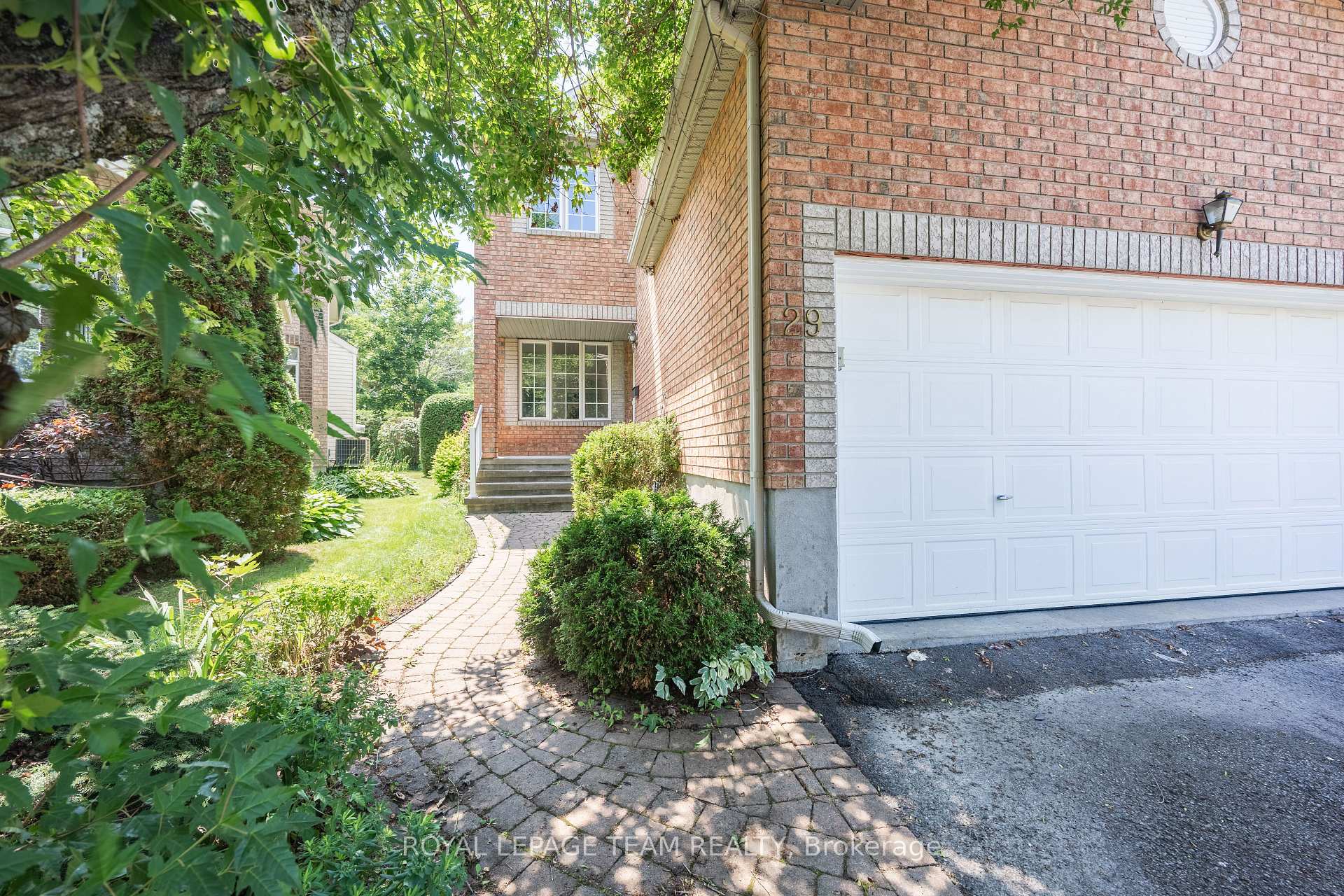 Photo 2 of 29 Keno Way, Ottawa, Kanata - Kanata Lakes/Heritage Hills — HOMEH