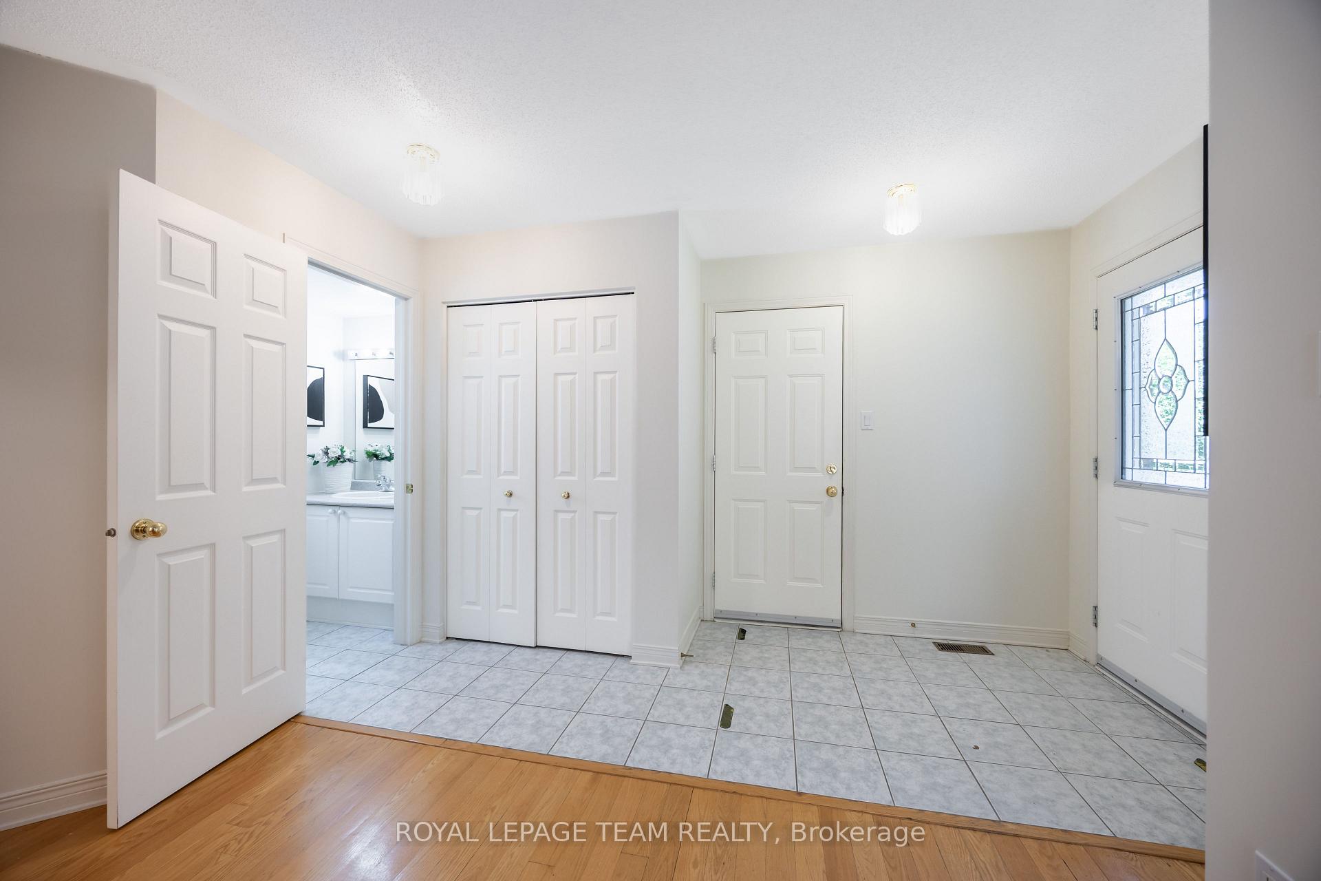 Photo 5 of 29 Keno Way, Ottawa, Kanata - Kanata Lakes/Heritage Hills — HOMEH
