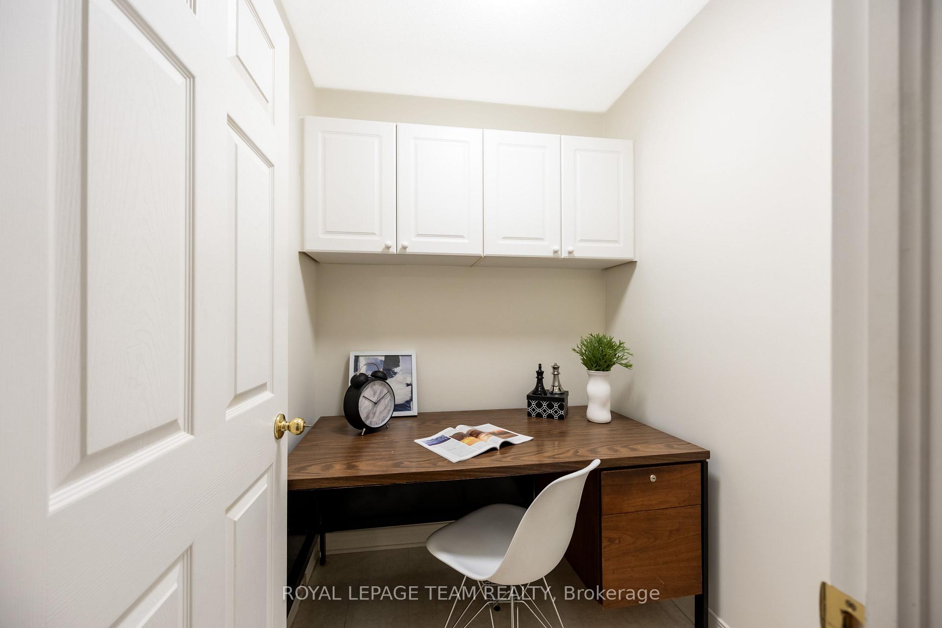 Photo 8 of 29 Keno Way, Ottawa, Kanata - Kanata Lakes/Heritage Hills — HOMEH