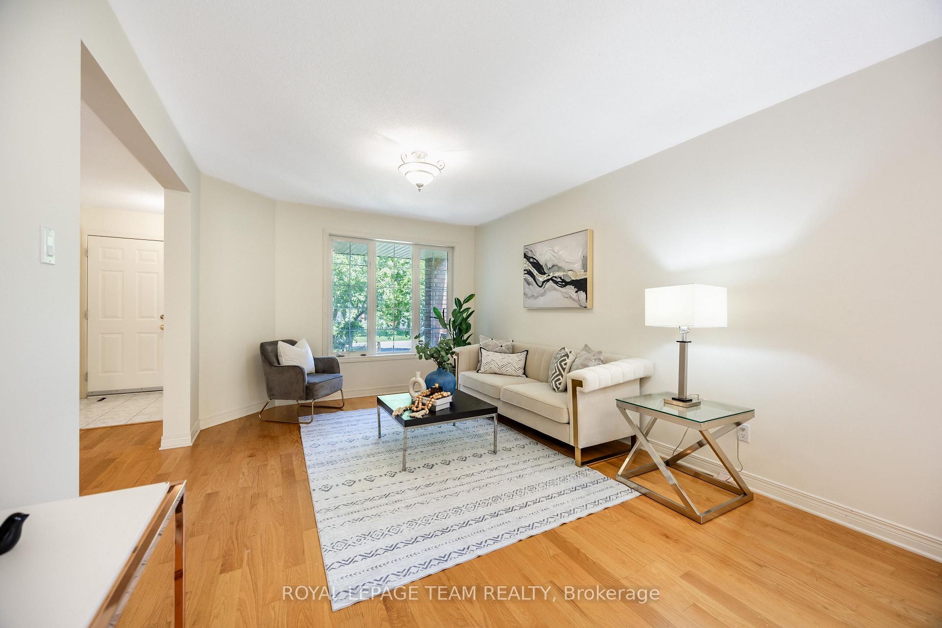 Photo 11 of 29 Keno Way, Ottawa, Kanata - Kanata Lakes/Heritage Hills — HOMEH