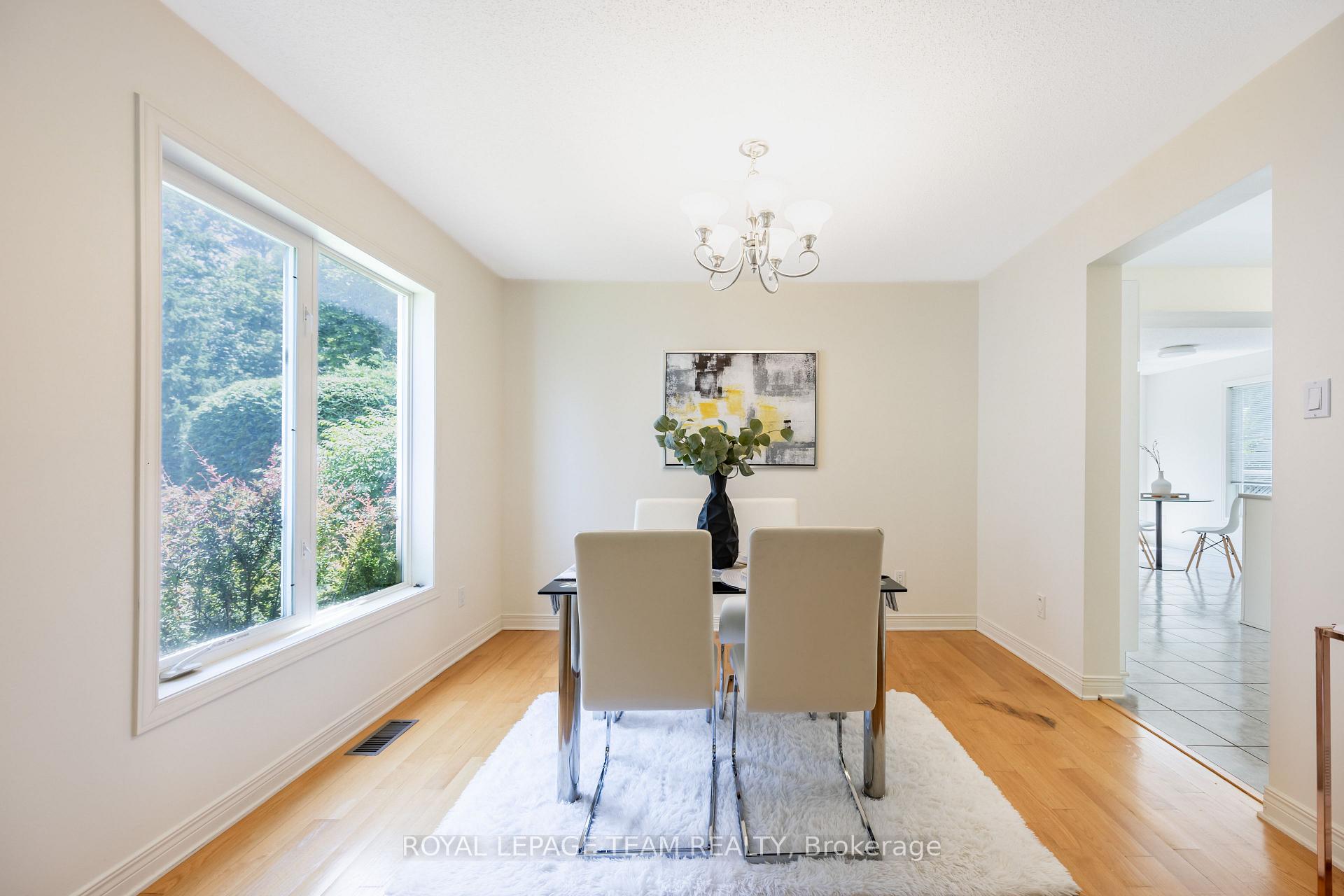 Photo 12 of 29 Keno Way, Ottawa, Kanata - Kanata Lakes/Heritage Hills — HOMEH