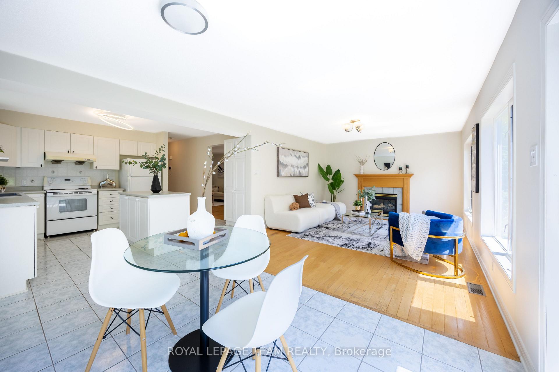 Photo 23 of 29 Keno Way, Ottawa, Kanata - Kanata Lakes/Heritage Hills — HOMEH