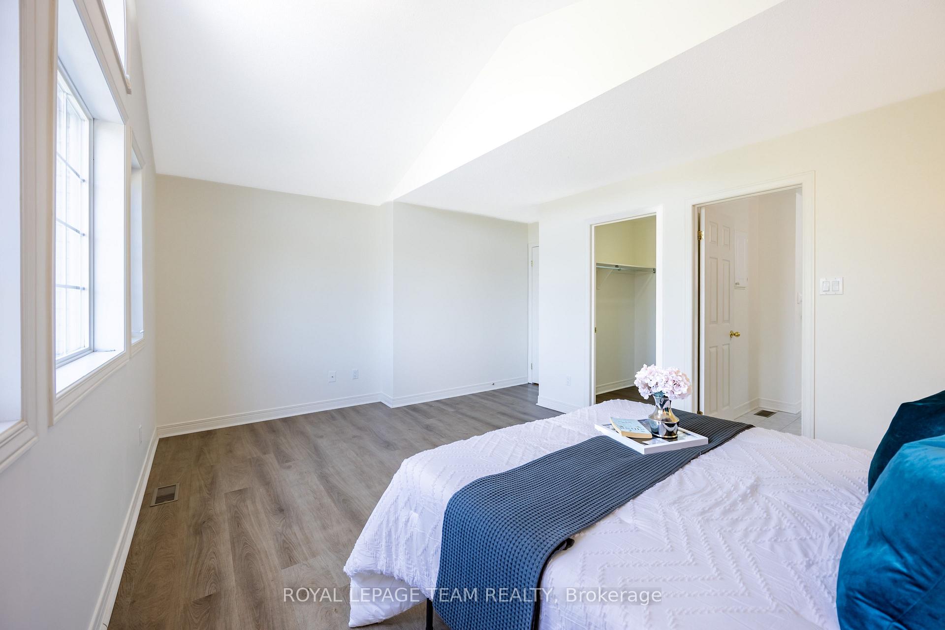 Photo 31 of 29 Keno Way, Ottawa, Kanata - Kanata Lakes/Heritage Hills — HOMEH