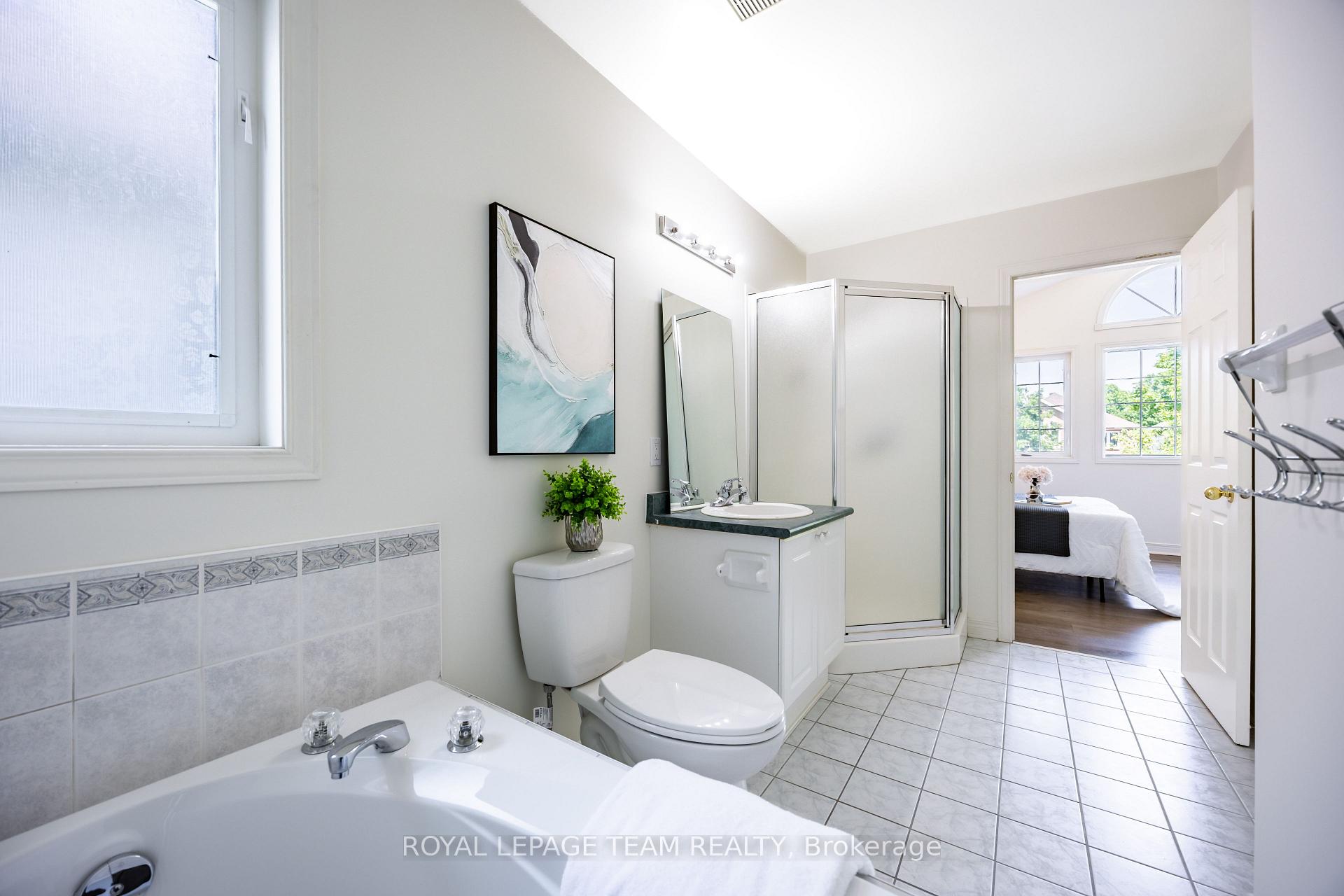 Photo 33 of 29 Keno Way, Ottawa, Kanata - Kanata Lakes/Heritage Hills — HOMEH