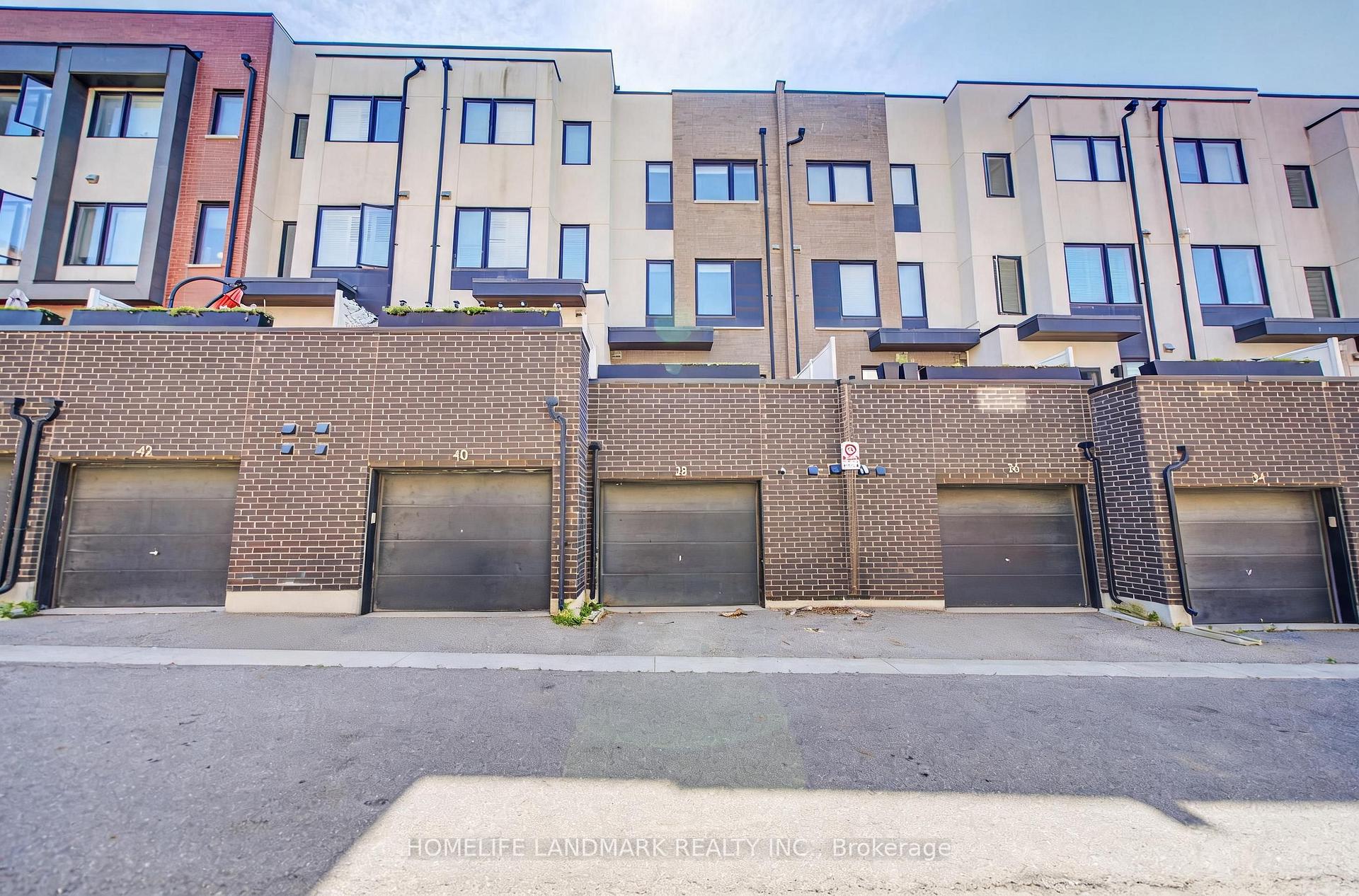 Photo 48 of 38 Sarah Jackson Crescent, North York, Downsview-Roding-CFB — HOMEH