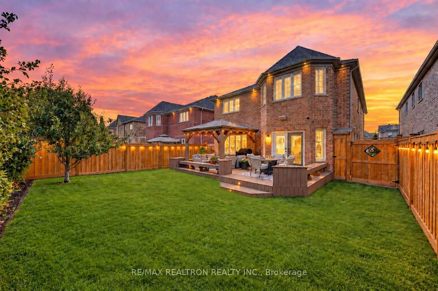 Photo 2 of Unit 112, 200 Mclevin Avenue, Scarborough, Malvern — HOMEH