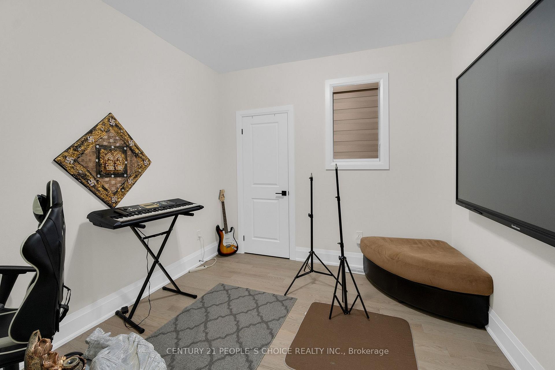 Photo 33 of 10 Tweedhill Avenue, Caledon, Rural Caledon — HOMEH