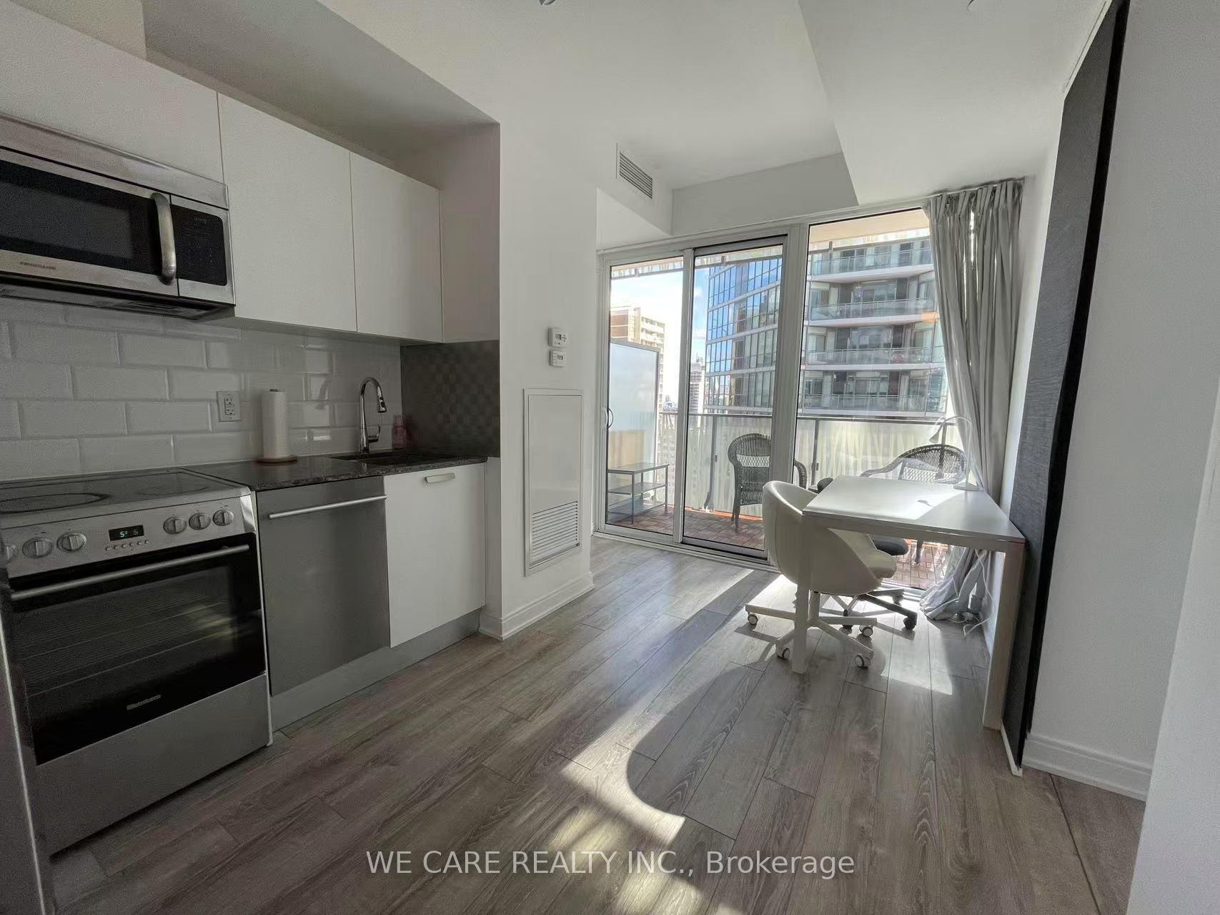 Photo 3 of Unit 1503, 42 Charles Street E, Toronto, Church-Yonge Corridor — HOMEH
