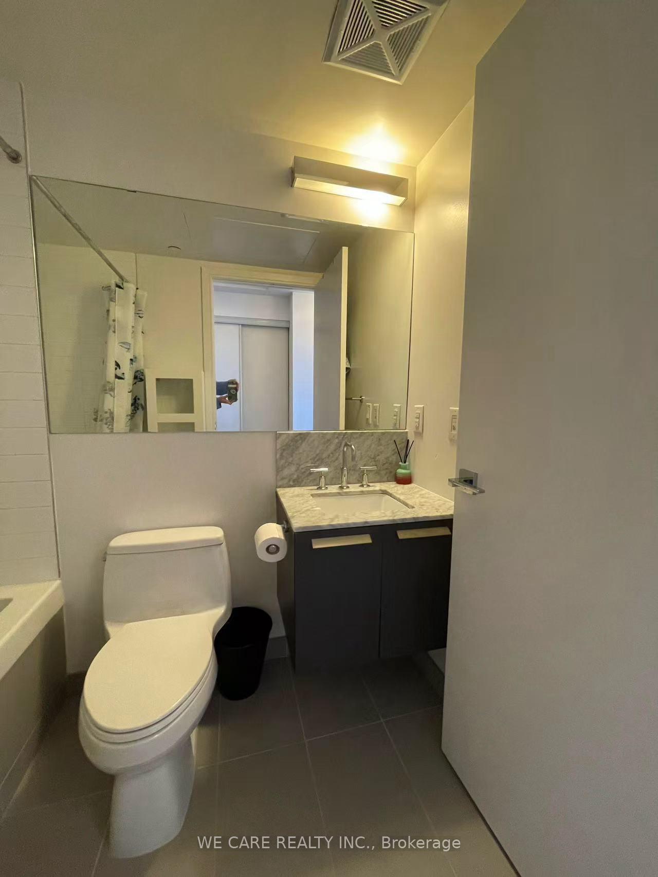 Photo 5 of Unit 1503, 42 Charles Street E, Toronto, Church-Yonge Corridor — HOMEH
