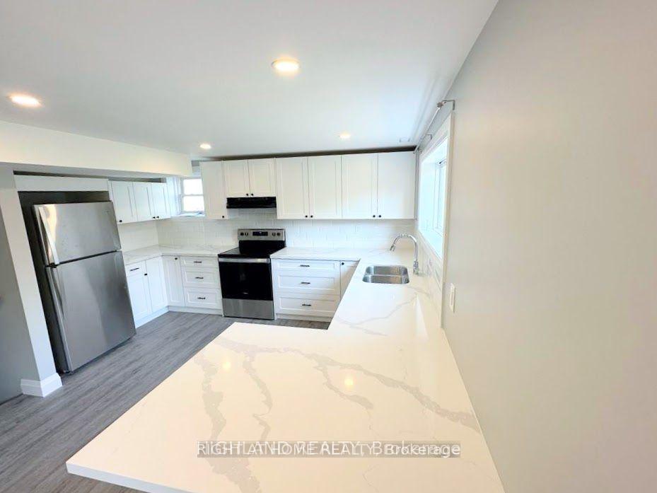 Photo 3 of Unit Lower Unit, 12 Croydon Drive, St. Catharines, Lakeshore — HOMEH