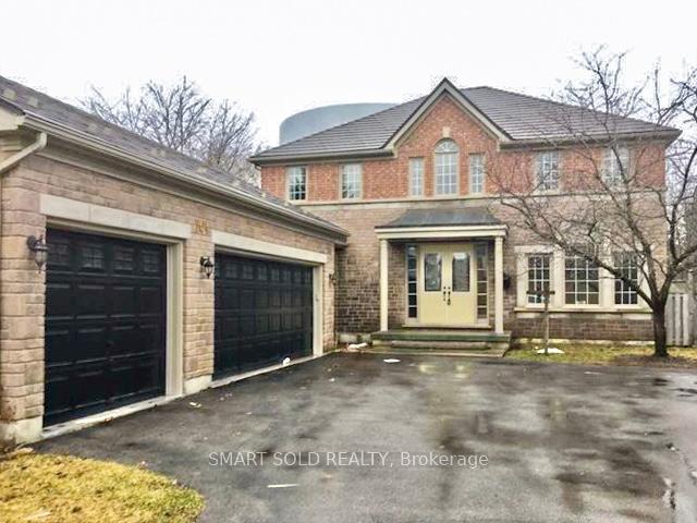 Front of 704 Foxcroft Boulevard