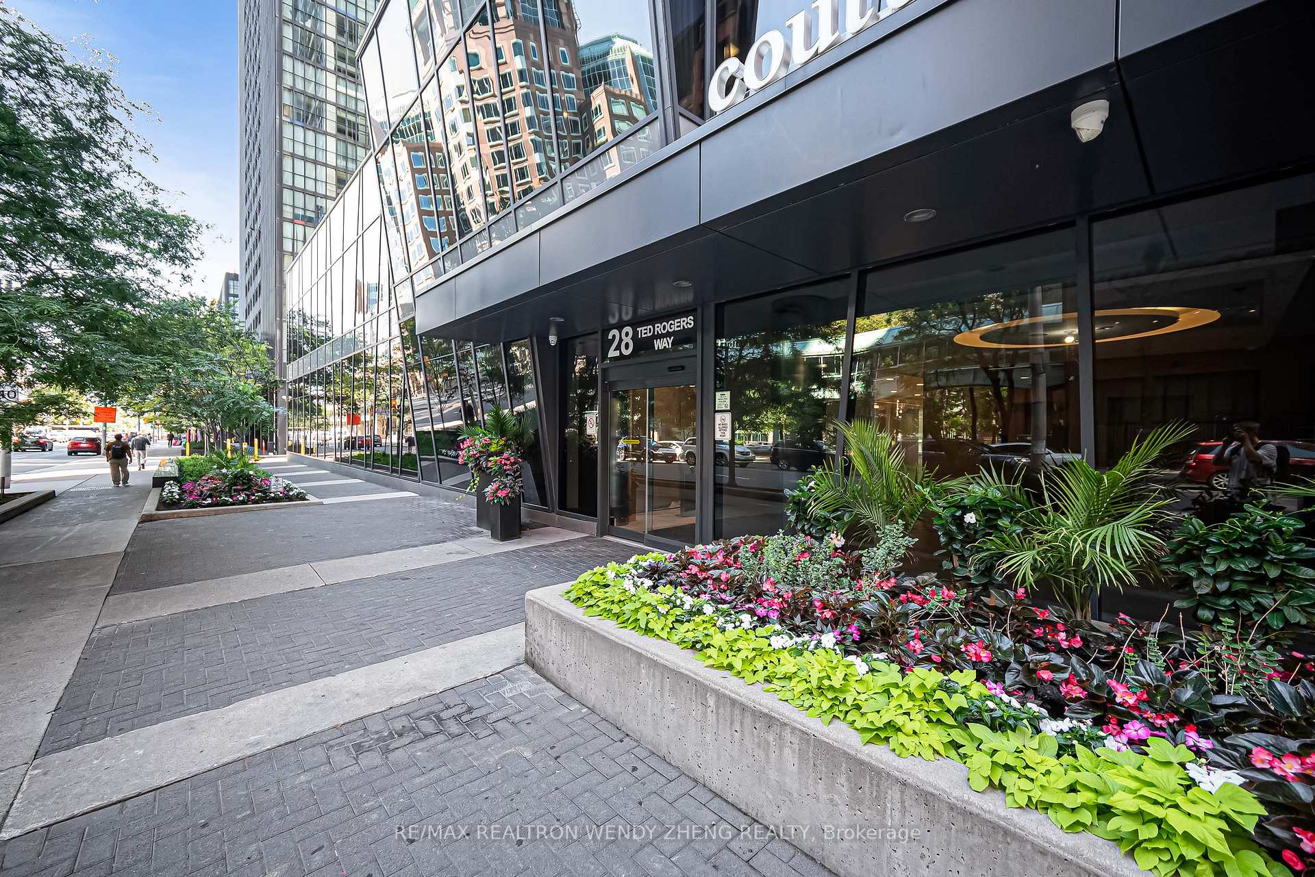 Photo 2 of Unit 2402, 28 Ted Rogers Way, Toronto, Church-Yonge Corridor — HOMEH
