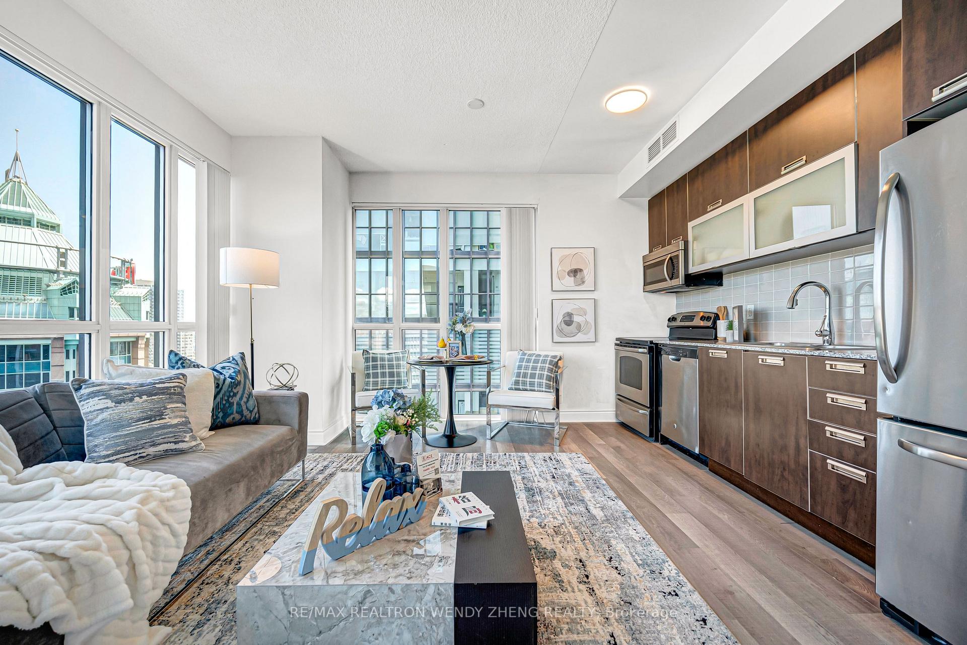 Photo 9 of Unit 2402, 28 Ted Rogers Way, Toronto, Church-Yonge Corridor — HOMEH