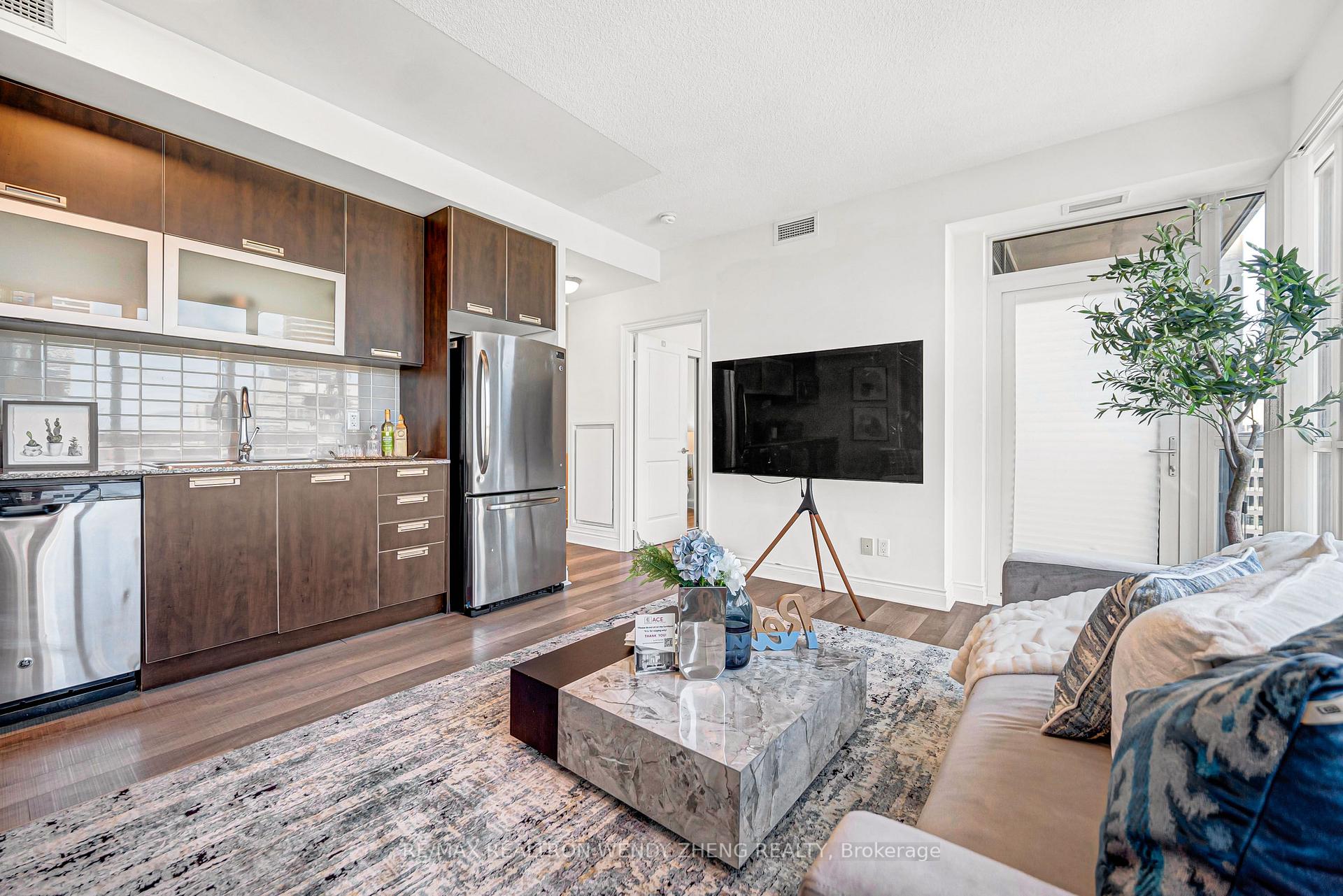Photo 15 of Unit 2402, 28 Ted Rogers Way, Toronto, Church-Yonge Corridor — HOMEH