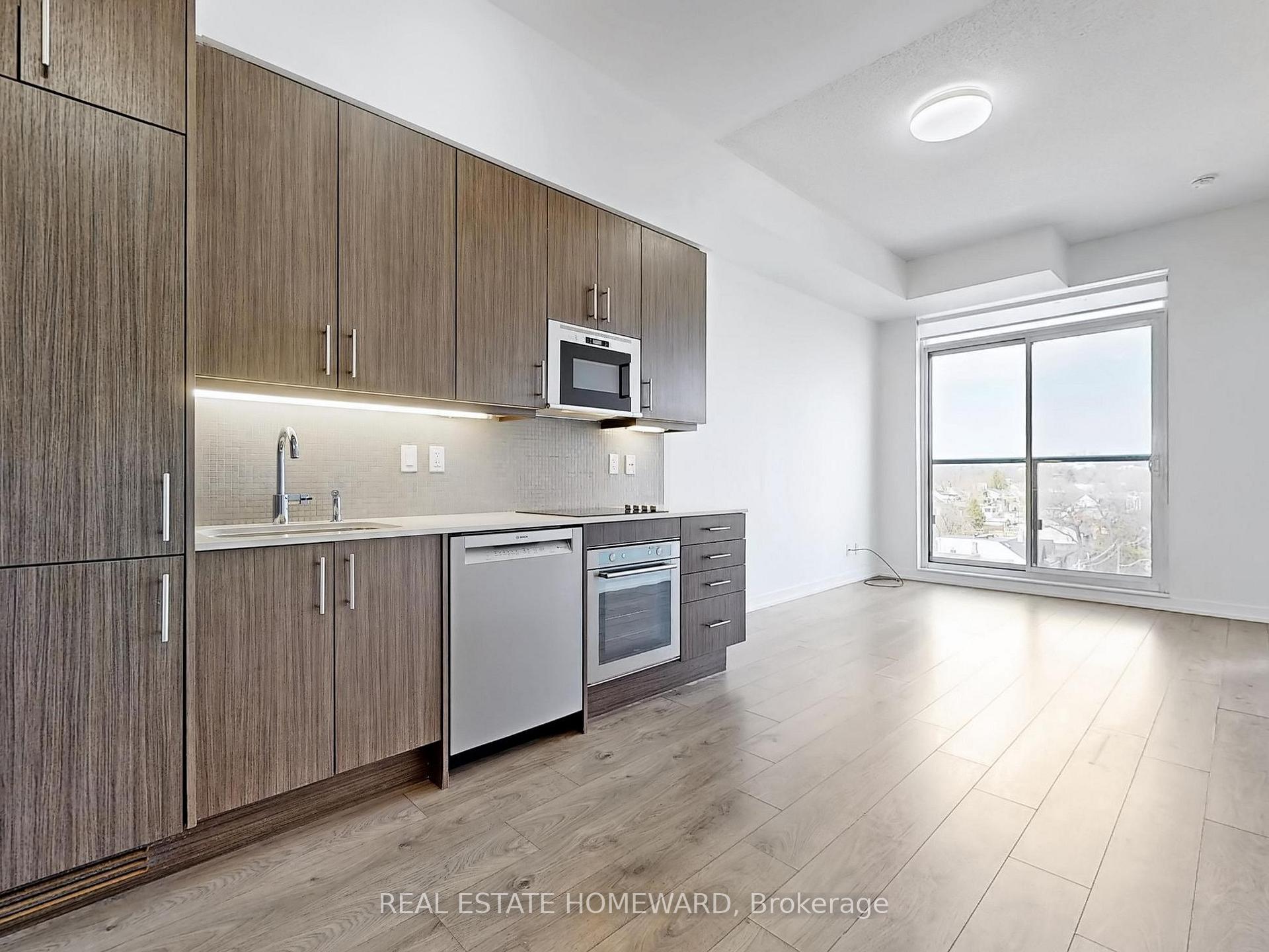Photo 3 of Unit 722, 297 College Street, Toronto, Kensington-Chinatown — HOMEH