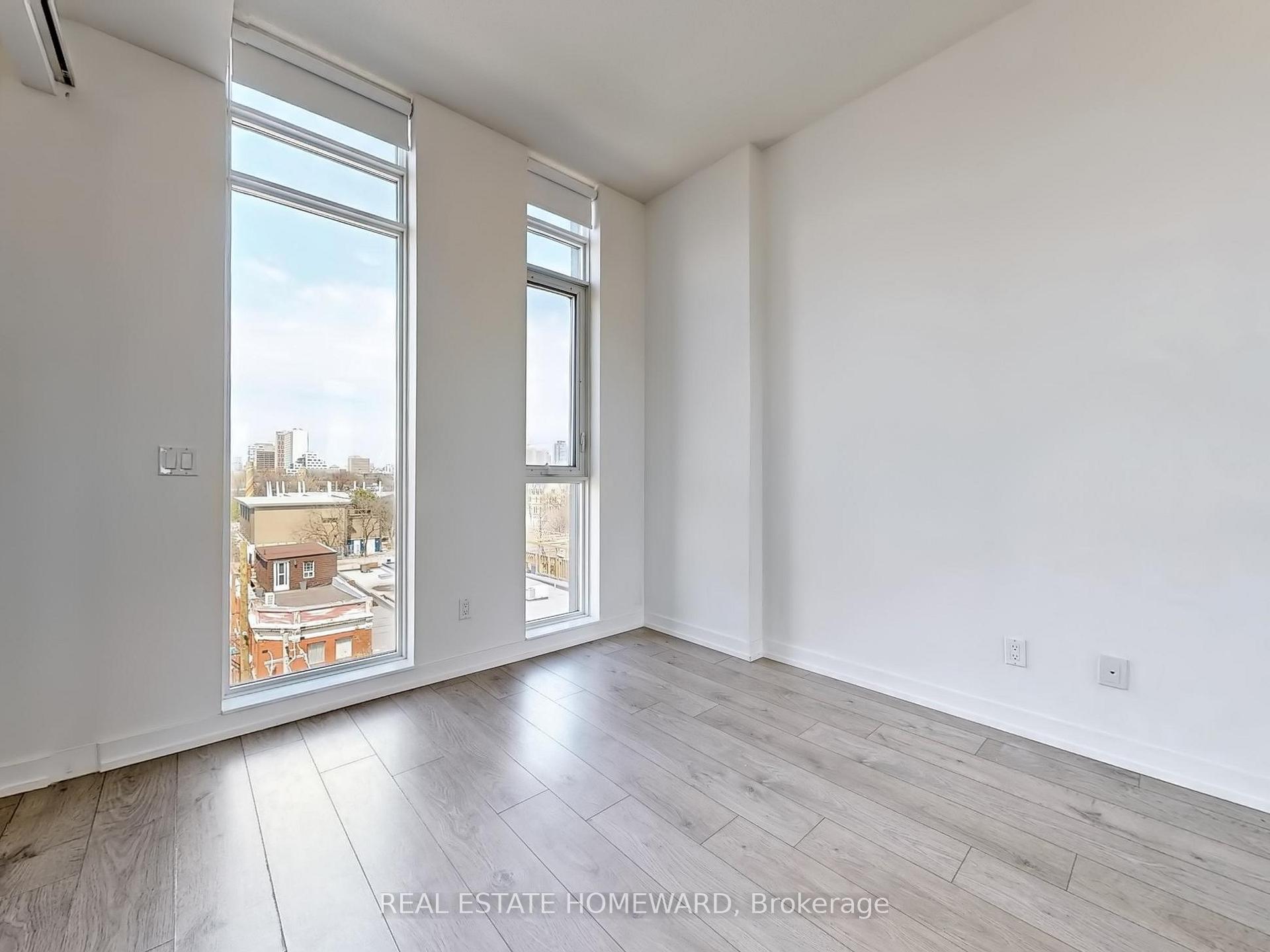 Photo 11 of Unit 722, 297 College Street, Toronto, Kensington-Chinatown — HOMEH