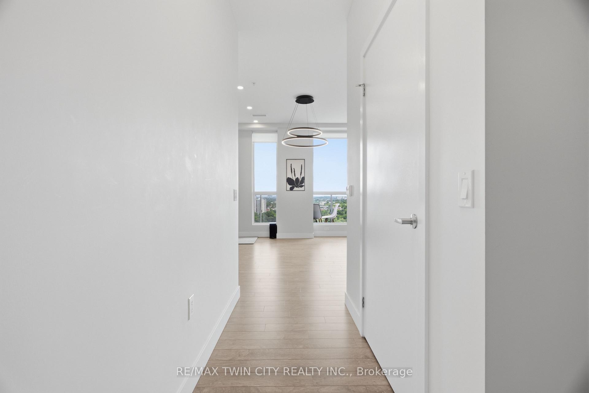 Photo 6 of Unit 1605, 100 Garment Street, Kitchener, City Commercial Core — HOMEH