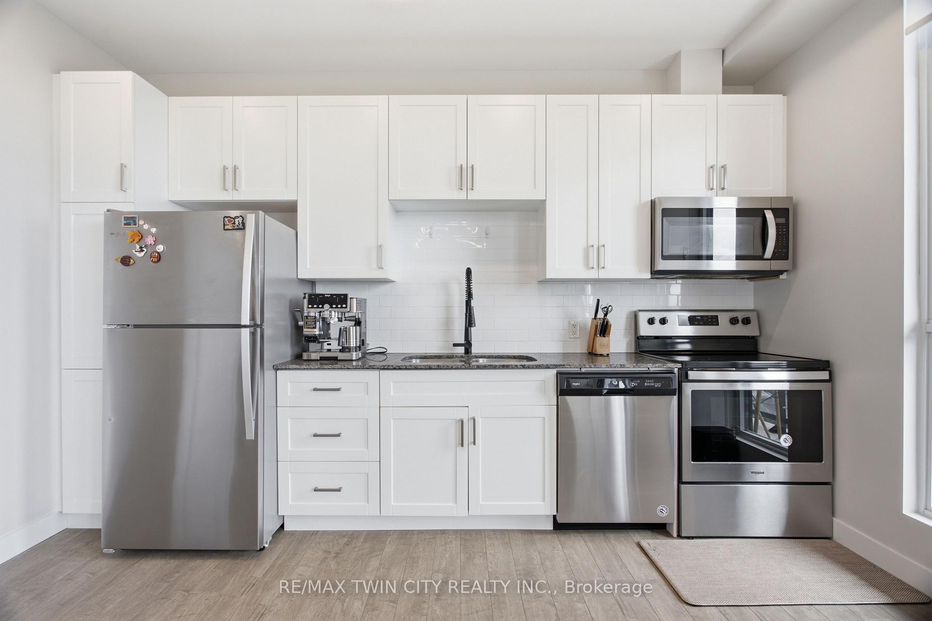Photo 10 of Unit 1605, 100 Garment Street, Kitchener, City Commercial Core — HOMEH