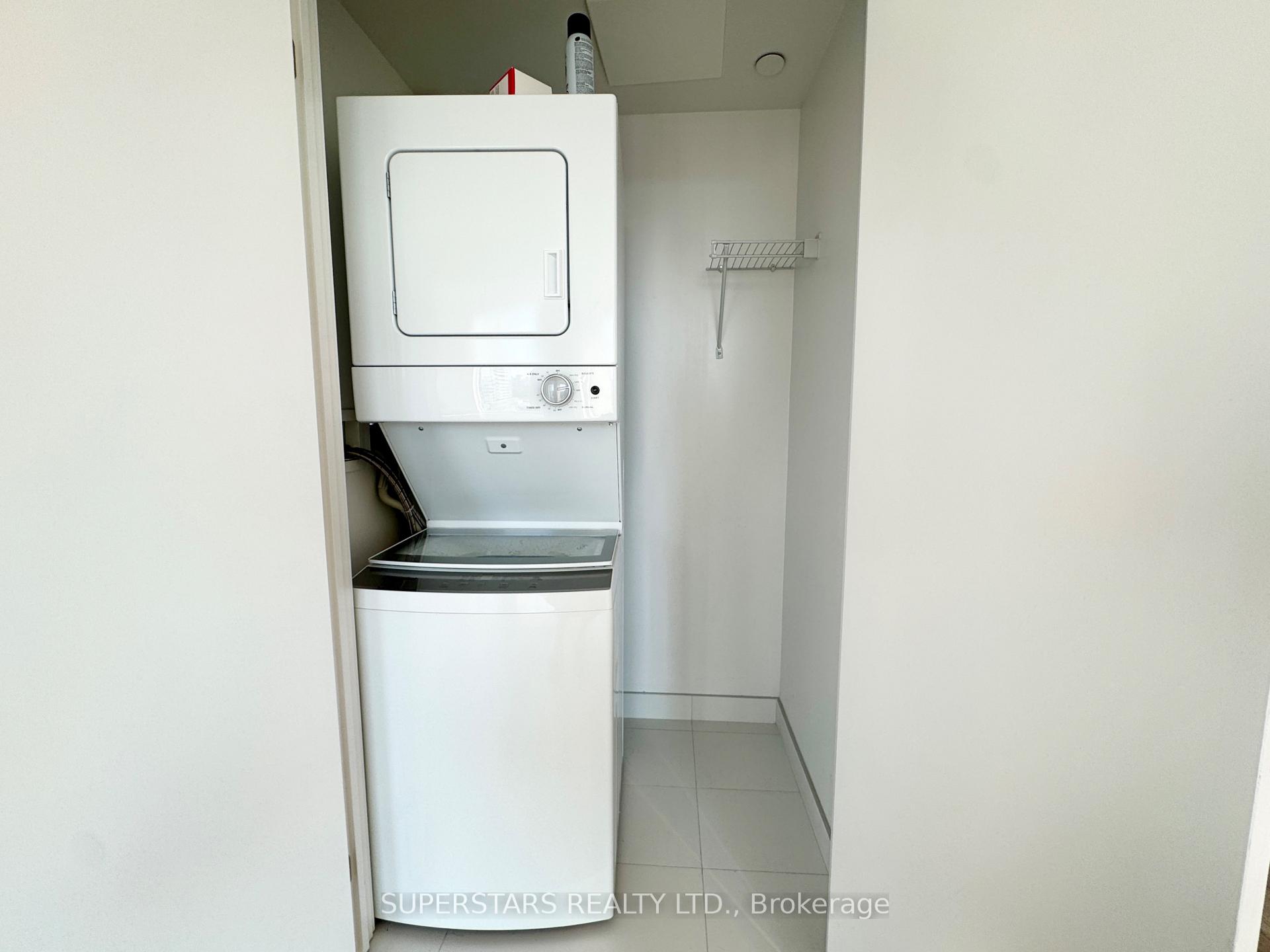 Photo 10 of Unit 3502, 238 Simcoe Street, Toronto, Kensington-Chinatown — HOMEH