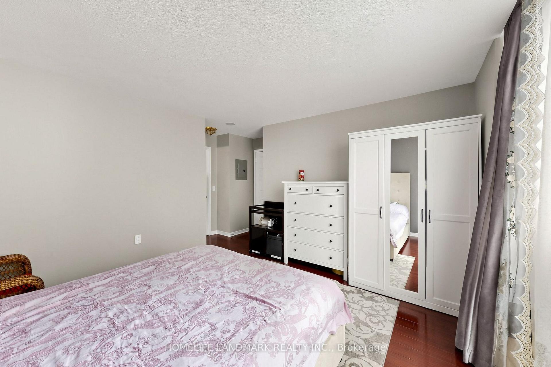 Photo 18 of Unit 312, 22 Olive Avenue, North York, Willowdale East — HOMEH
