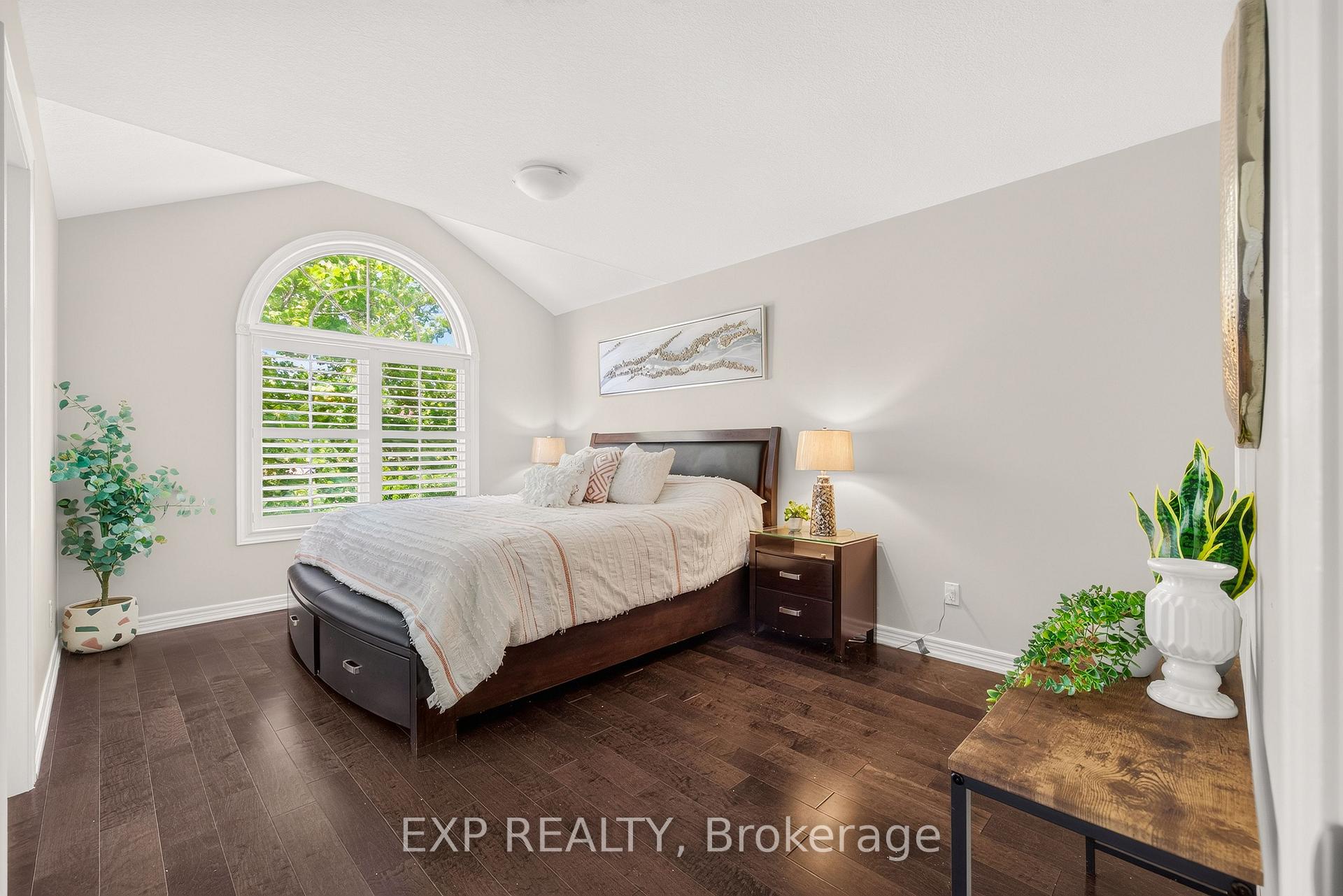 Photo 23 of 620 Munich Circle, Waterloo, Clair Hills — HOMEH