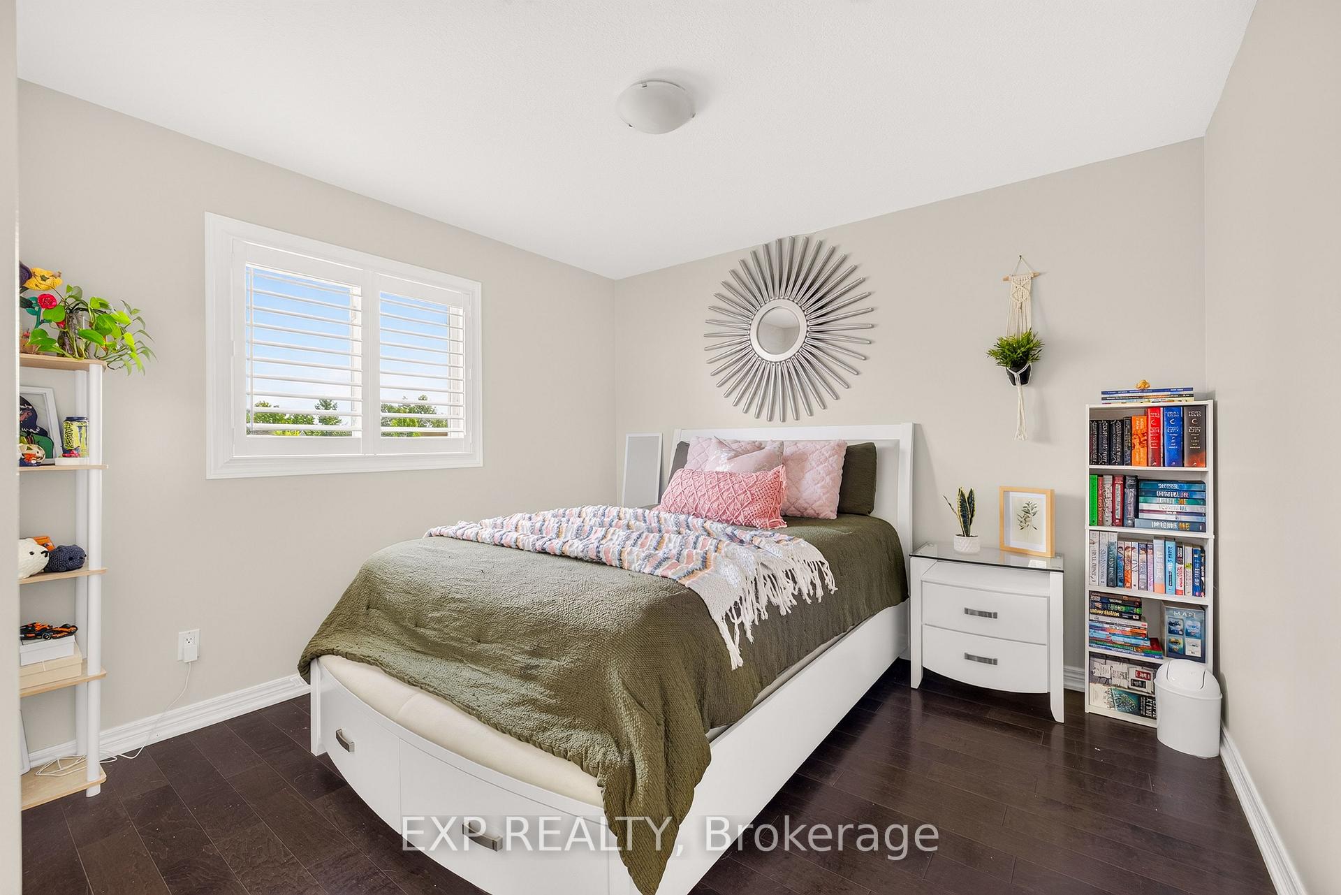 Photo 26 of 620 Munich Circle, Waterloo, Clair Hills — HOMEH