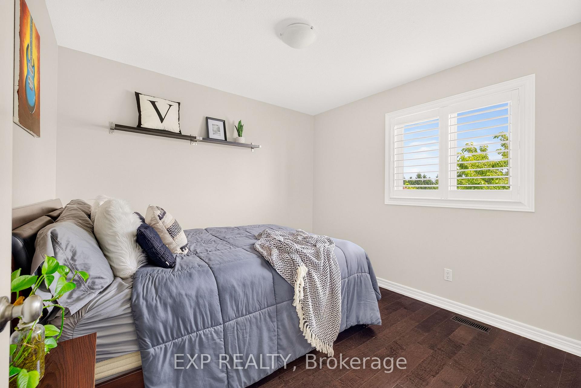 Photo 28 of 620 Munich Circle, Waterloo, Clair Hills — HOMEH