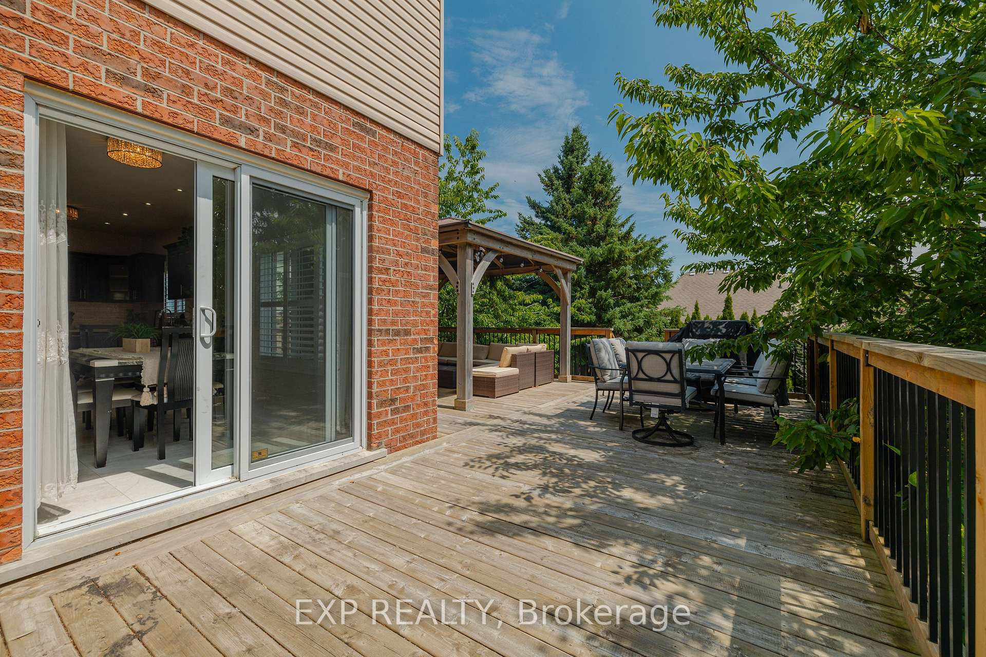 Photo 39 of 620 Munich Circle, Waterloo, Clair Hills — HOMEH