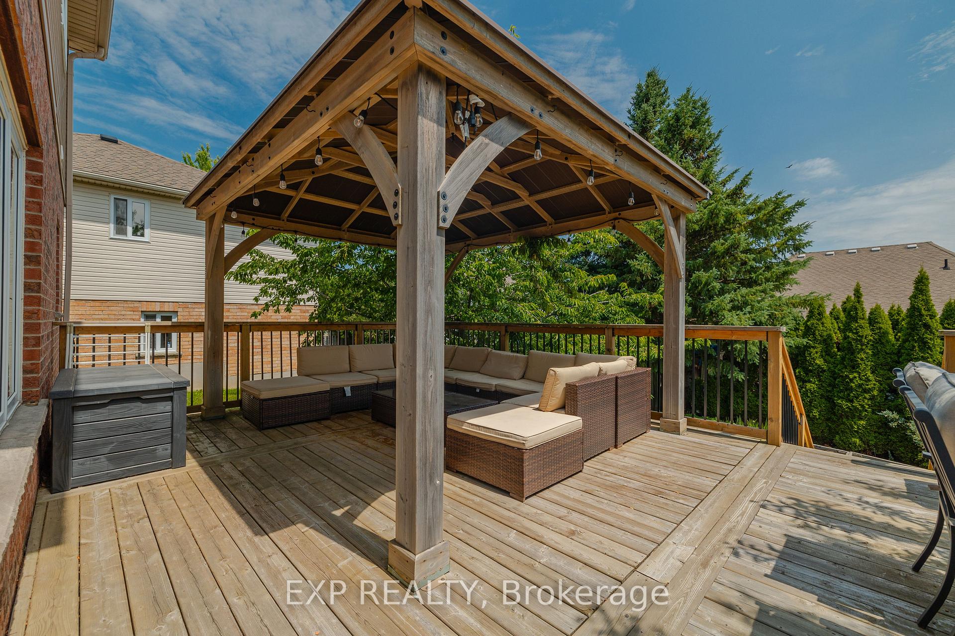 Photo 40 of 620 Munich Circle, Waterloo, Clair Hills — HOMEH