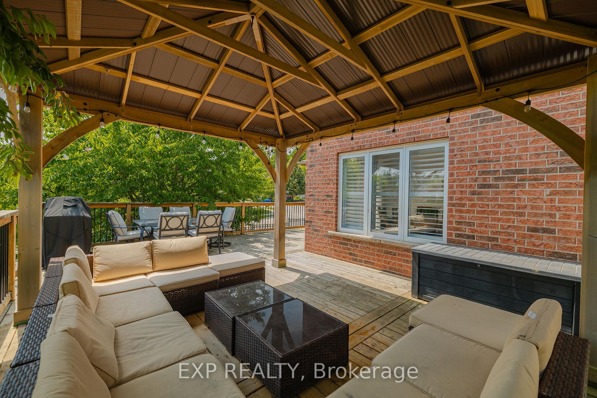 Photo 41 of 620 Munich Circle, Waterloo, Clair Hills — HOMEH
