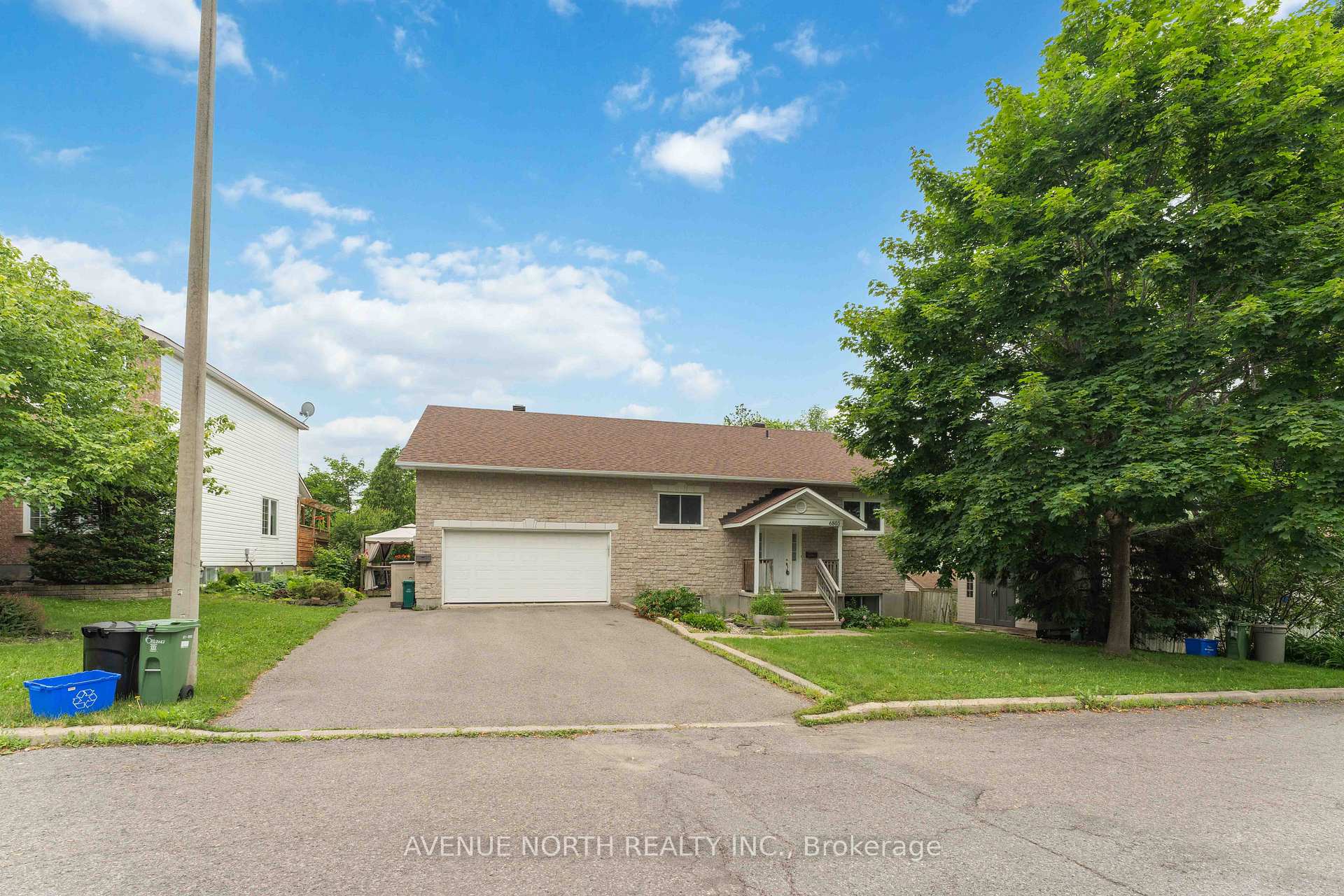 Photo 2 of 6803 Barsona Place, Ottawa, Orleans/Sunridge — HOMEH