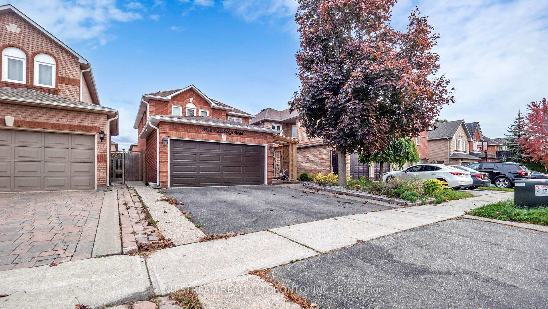 Photo 1 of 3926 Hazelridge Road, Mississauga, Lisgar — HOMEH