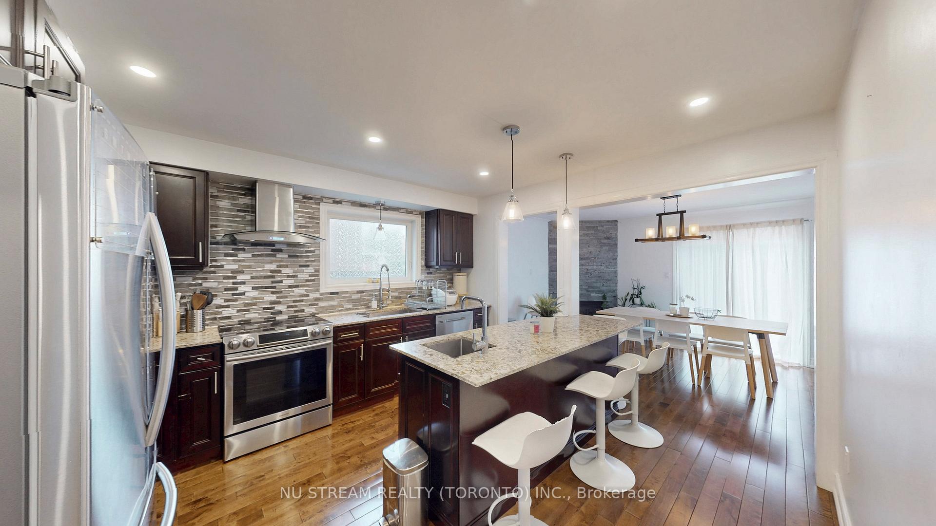 Photo 9 of 3926 Hazelridge Road, Mississauga, Lisgar — HOMEH