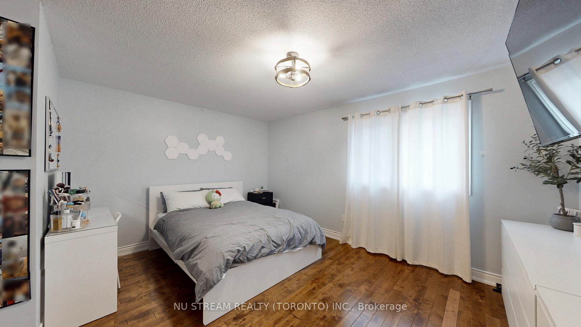 Photo 18 of 3926 Hazelridge Road, Mississauga, Lisgar — HOMEH