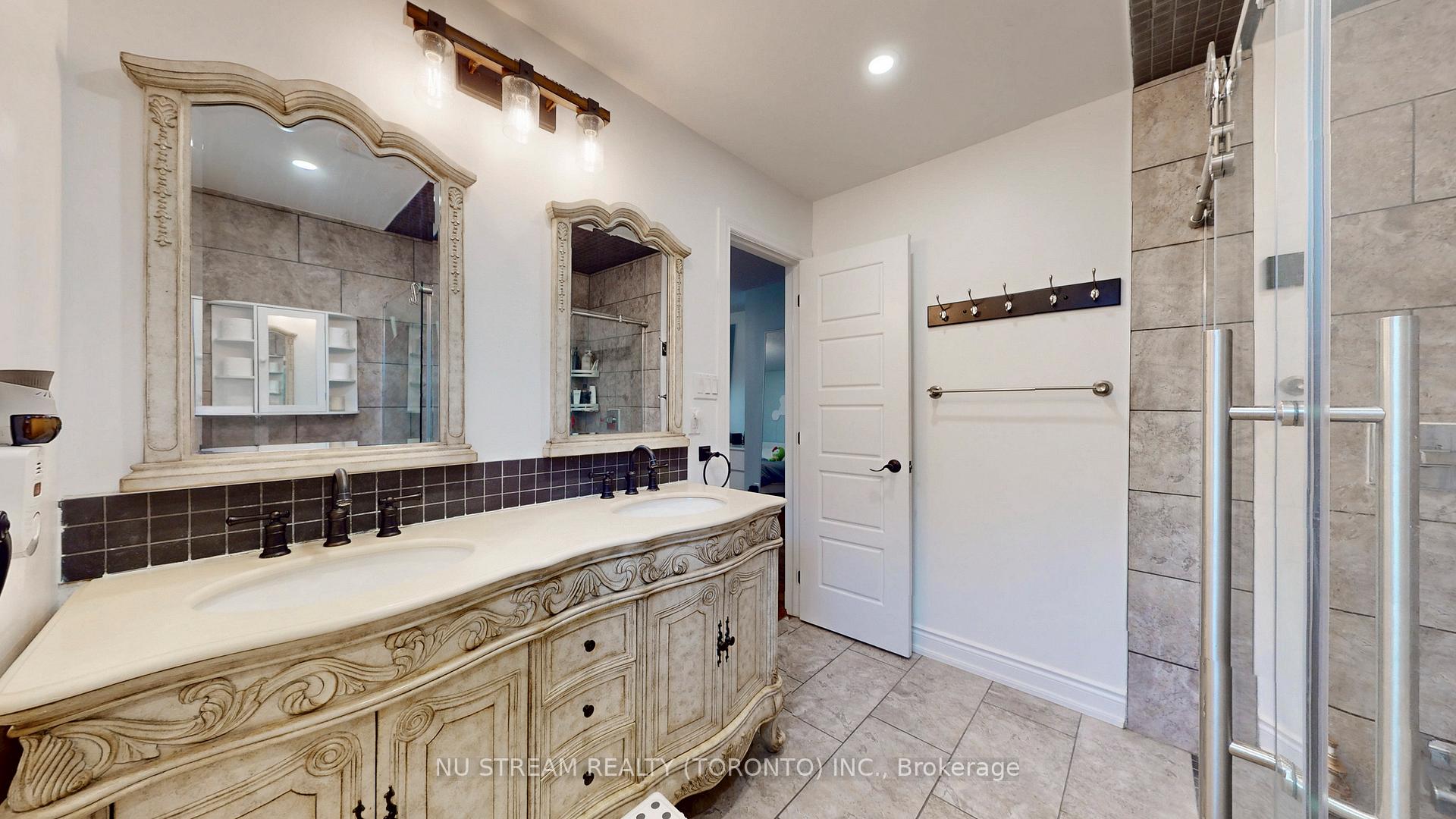 Photo 23 of 3926 Hazelridge Road, Mississauga, Lisgar — HOMEH