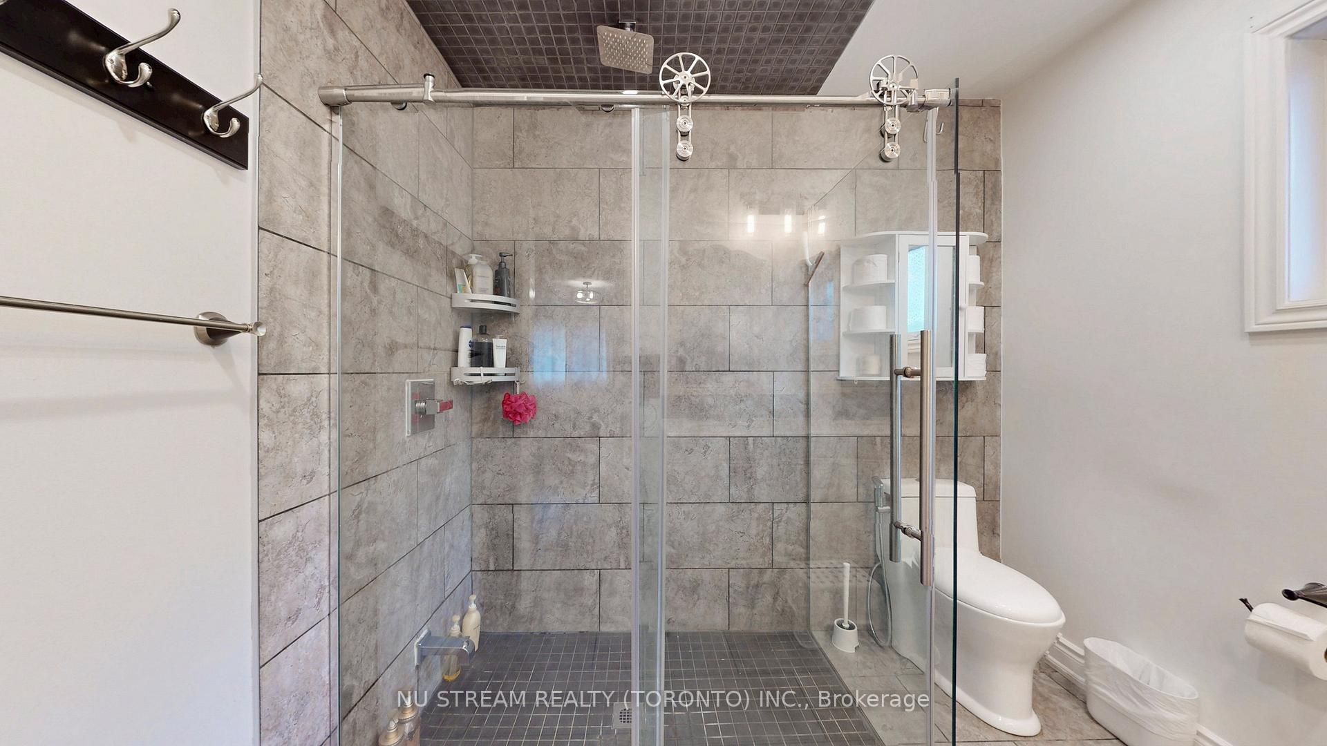 Photo 25 of 3926 Hazelridge Road, Mississauga, Lisgar — HOMEH