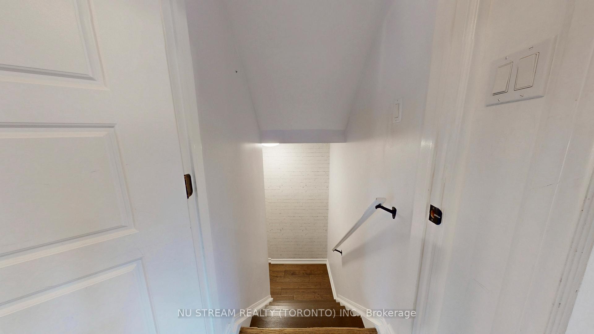 Photo 32 of 3926 Hazelridge Road, Mississauga, Lisgar — HOMEH