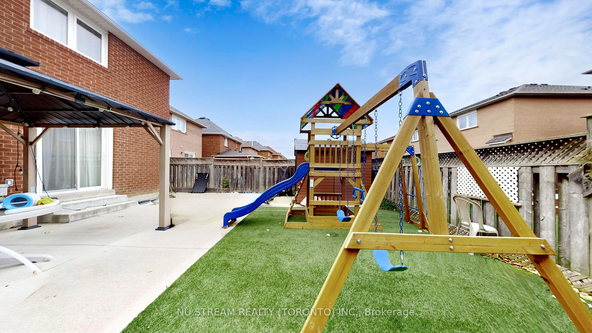 Photo 48 of 3926 Hazelridge Road, Mississauga, Lisgar — HOMEH