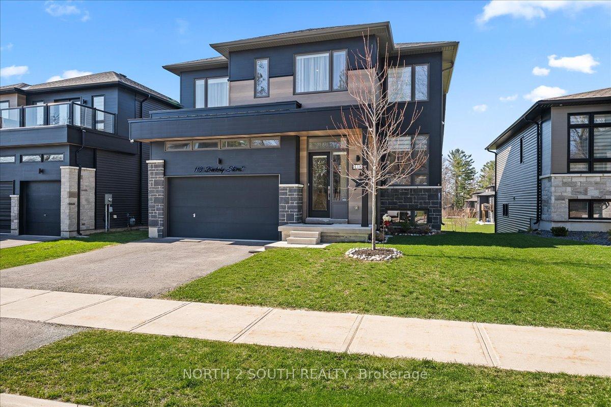 Photo 1 of 118 Berkely Street, Wasaga Beach — HOMEH