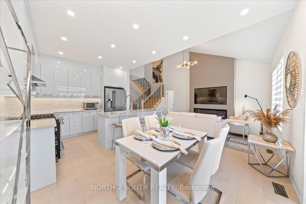 Photo 10 of 118 Berkely Street, Wasaga Beach — HOMEH