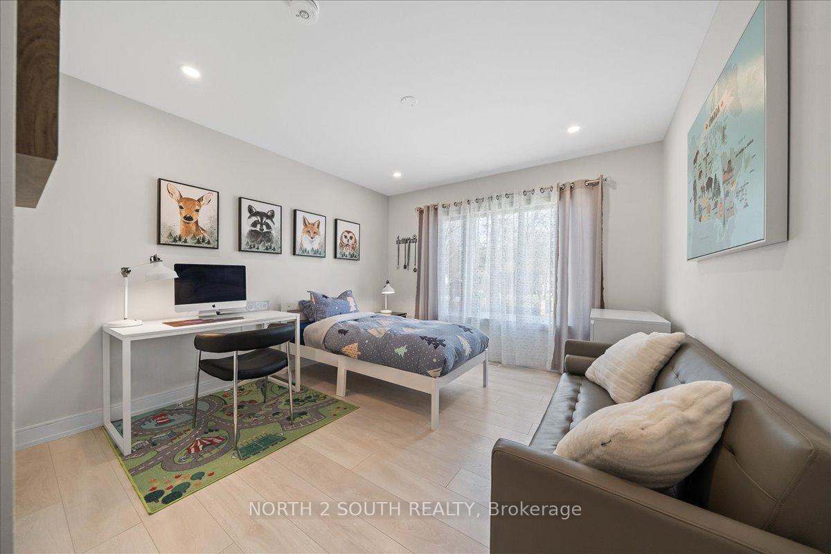 Photo 27 of 118 Berkely Street, Wasaga Beach — HOMEH